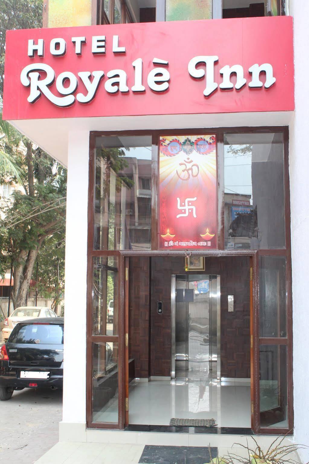 Royale Inn Vapi Exterior foto